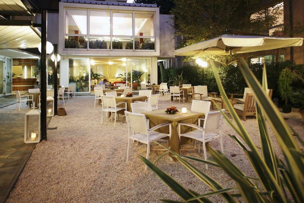 Hotel Airone ريميني المظهر الخارجي الصورة