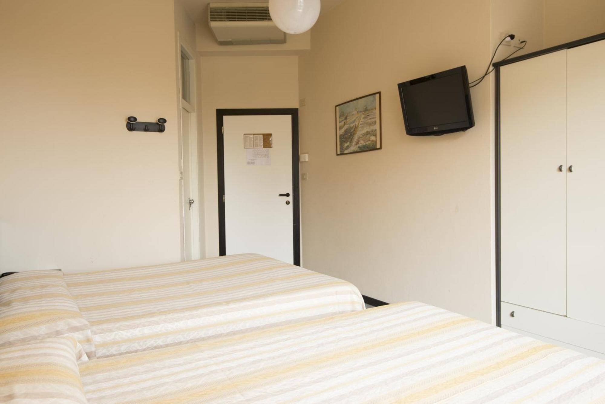 Hotel Airone ريميني المظهر الخارجي الصورة
